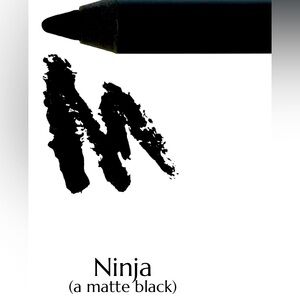 NINJA GEL EYELINER WATERPROOF FROM PROFESSIONAL MAKEUP ARTIST COUNTER!!!!